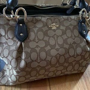 Slightly Used Signature Canvas/leather Coach Bag